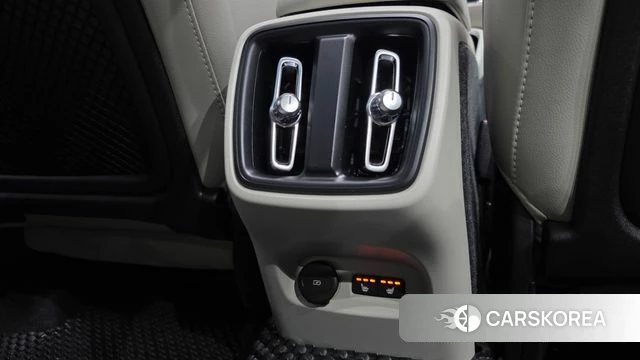 Volvo XC40 id 4524125 из Кореи 10