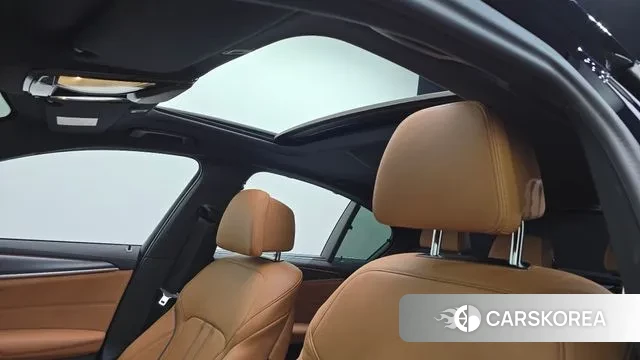 BMW 5 Series (G30) id 2974739 из Кореи 10