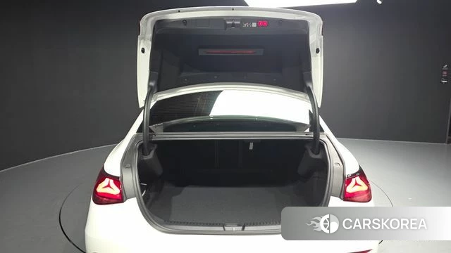 Mercedes-Benz E-Class W214 id 4533498 из Кореи 10