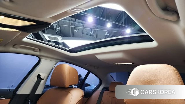 BMW 5 Series (G30) id 3860231 из Кореи 10