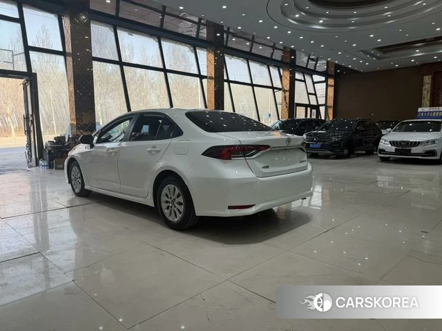 Toyota Corolla id 4257089 из Китая 10