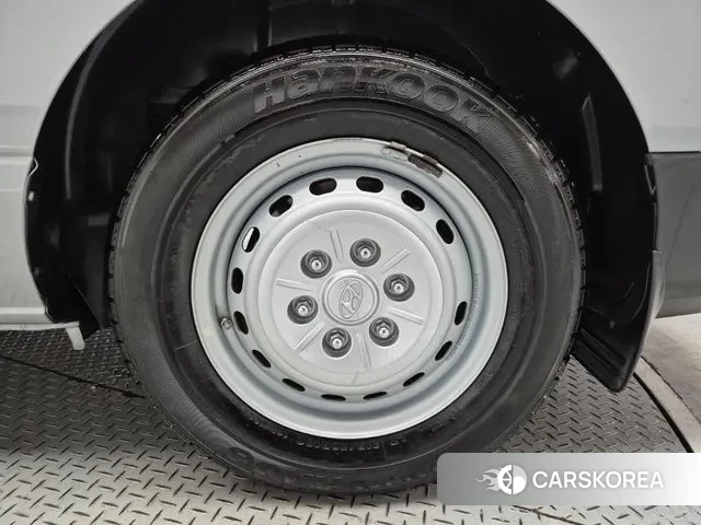 Hyundai The New Grand Starex id 3464845 из Кореи 10