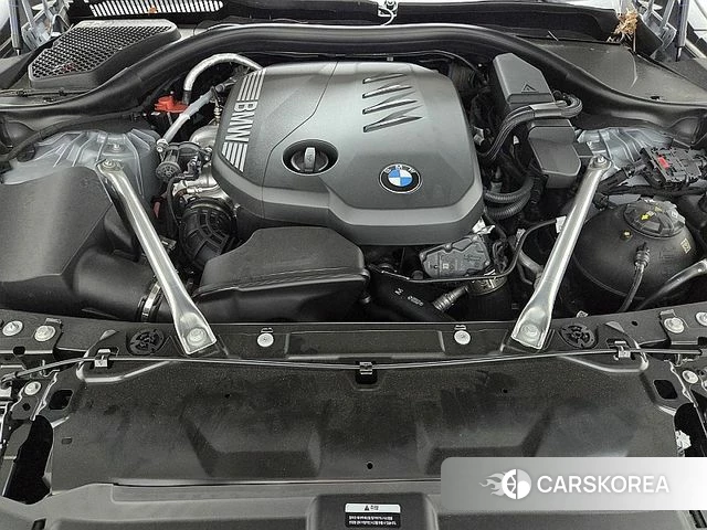 BMW 5 Series (G60) id 3896472 из Кореи 10