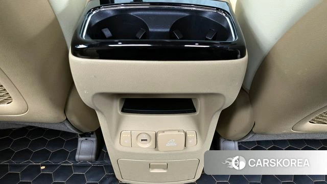 Kia The New Carnival id 3899660 из Кореи 10