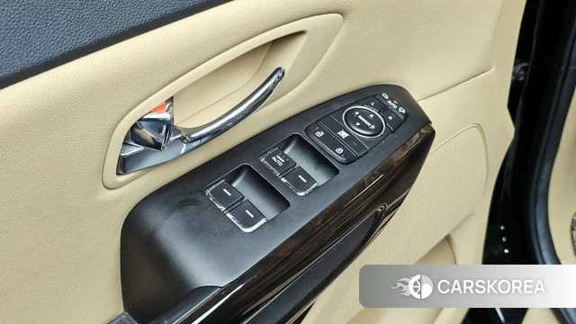 Kia The New Carnival id 4233121 из Кореи 10