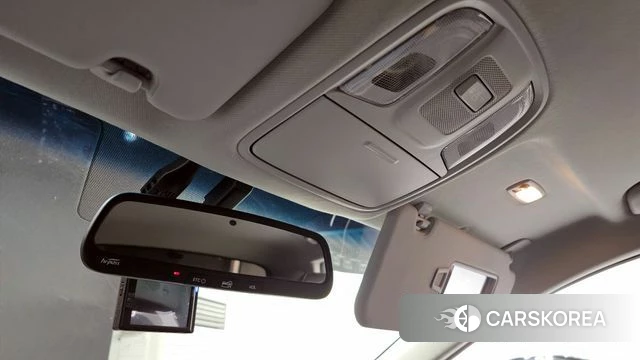 Kia Niro id 3845942 из Кореи 10