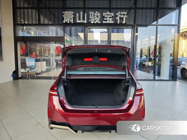 BMW i5 id 4199024 из Китая 10