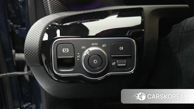 Mercedes-Benz A-Class W177 id 4784938 из Кореи 10