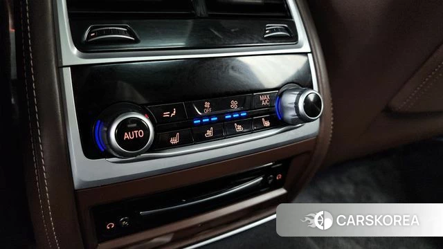 BMW 7 Series (G11) id 3942383 из Кореи 10