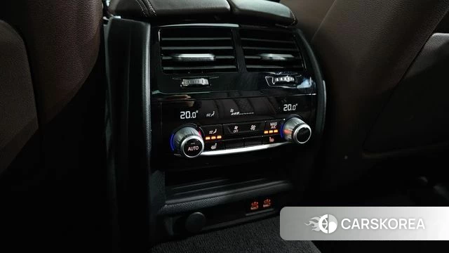 BMW 5 Series (G30) id 3903628 из Кореи 10