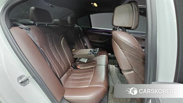 BMW 5 Series (G30) id 3954849 из Кореи 10