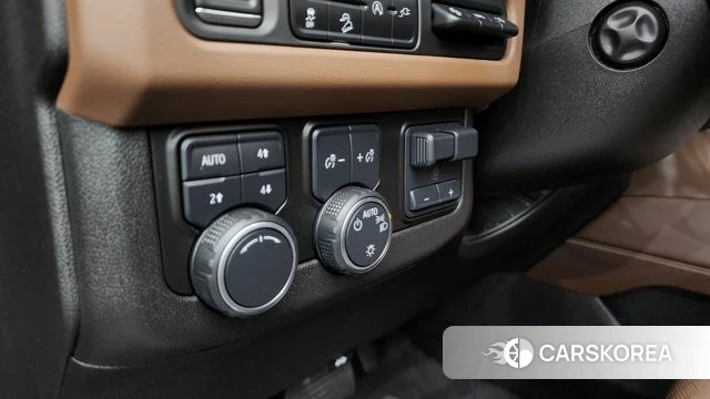 Chevrolet Server Van id 4445622 из Кореи 10