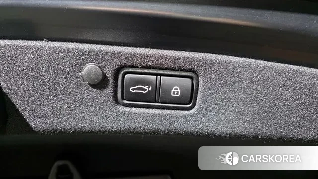 Hyundai The New Grandeur IG Hybrid id 3708374 из Кореи 10