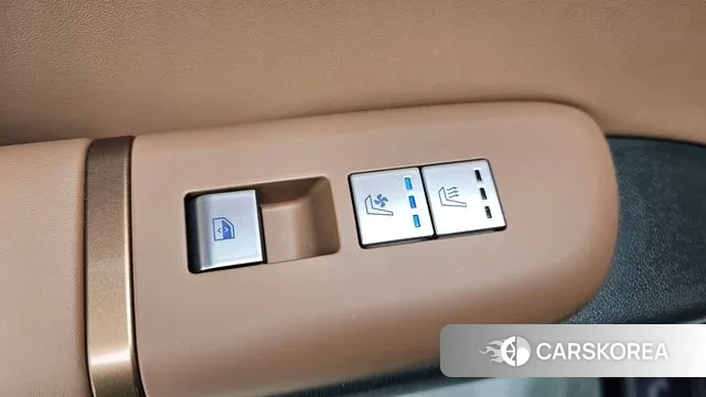 Hyundai Grandeur (GN7) id 3706504 из Кореи 10