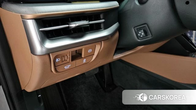 Hyundai Grandeur (GN7) id 3841939 из Кореи 10