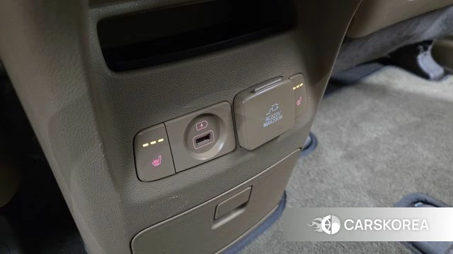 Kia The New Carnival id 4203591 из Кореи 10