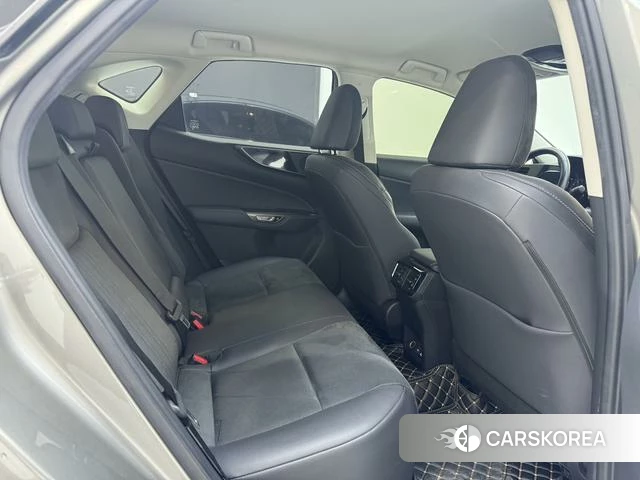 Lexus NX id 4238588 из Китая 10