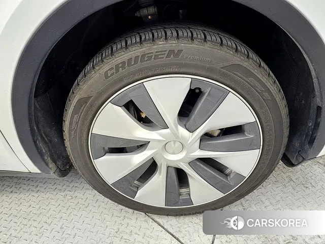 Tesla Model Y id 3421875 из Кореи 10