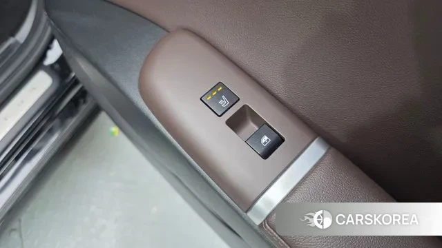 Hyundai Grandeur Hybrid (GN7) id 3600114 из Кореи 10