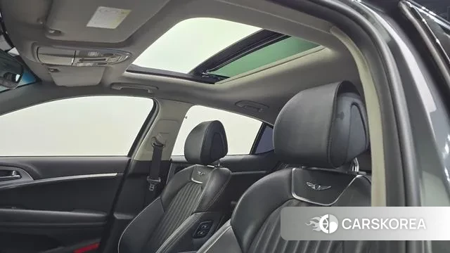 Genesis G70 id 3718881 из Кореи 10