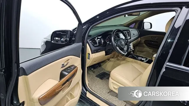 Kia All New Carnival id 2982016 из Кореи 10