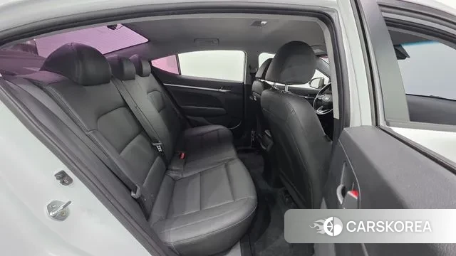 Hyundai The New Avante AD id 3428994 из Кореи 10