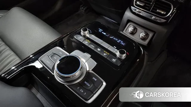 Genesis G90 id 3676911 из Кореи 10