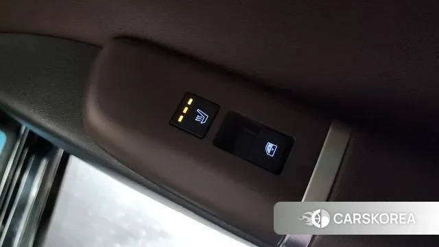 Hyundai Grandeur Hybrid (GN7) id 3342037 из Кореи 10