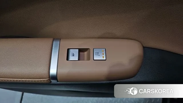 Hyundai Grandeur (GN7) id 3502890 из Кореи 10