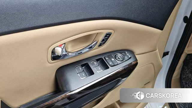 Kia The New Carnival id 4638107 из Кореи 10