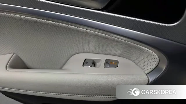 Genesis The New G70 id 3477714 из Кореи 10