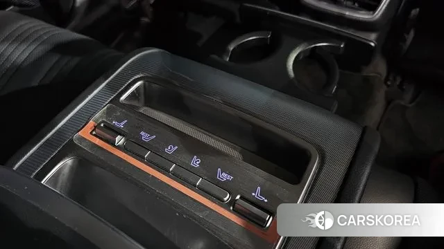 Hyundai Grandeur (GN7) id 3002630 из Кореи 10