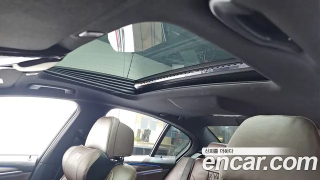 BMW 5 Series (G30) id 2812814 из Кореи 10