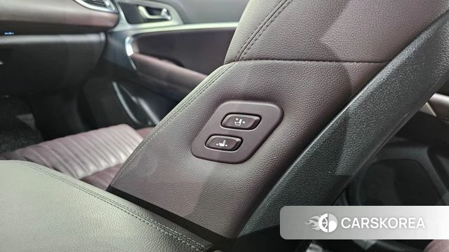 Genesis The New G70 id 3872320 из Кореи 10