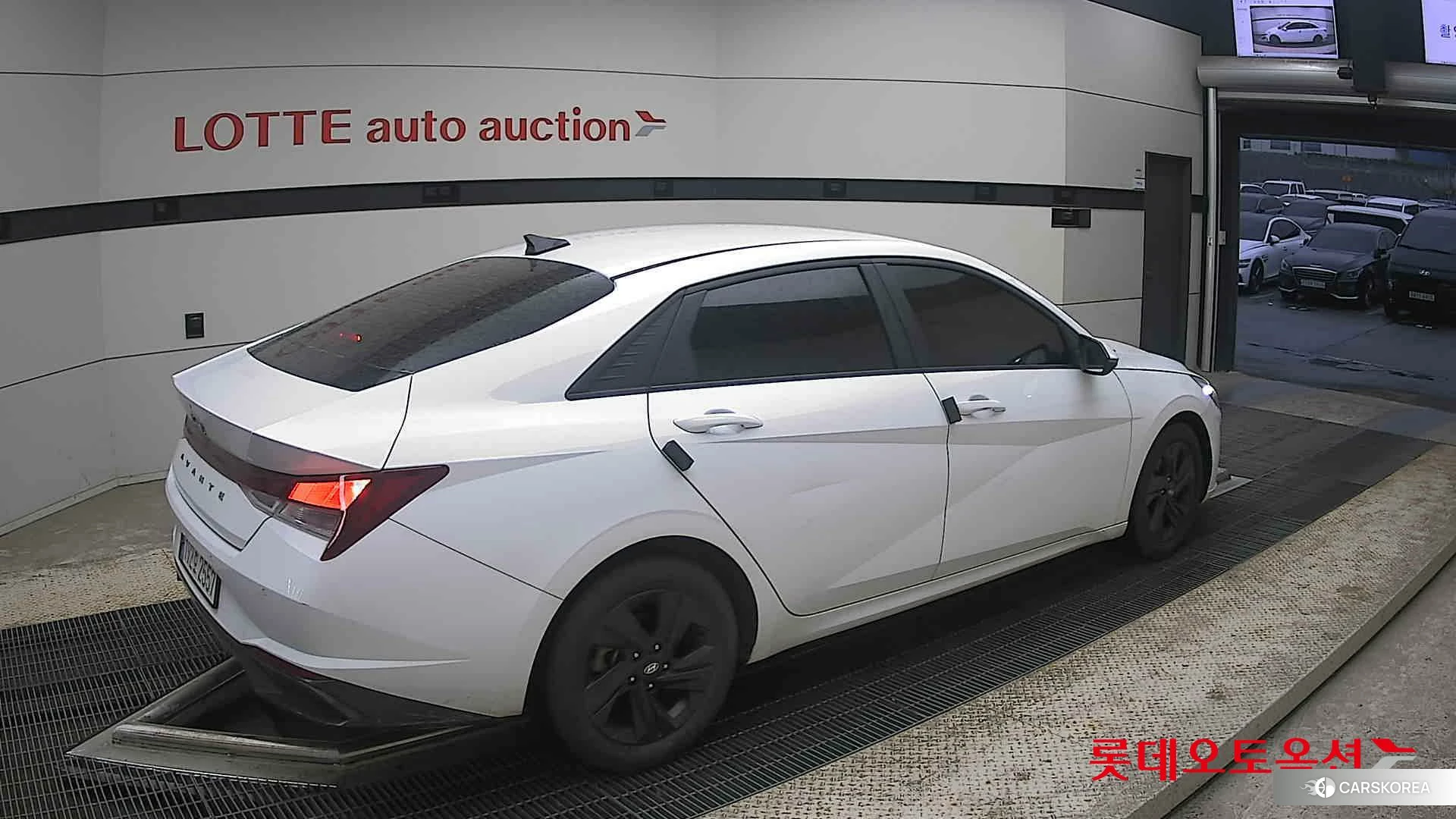 Hyundai Avante id 4289421 из Кореи 10