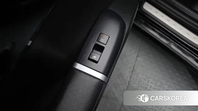 Hyundai Grandeur (GN7) id 3487056 из Кореи 10