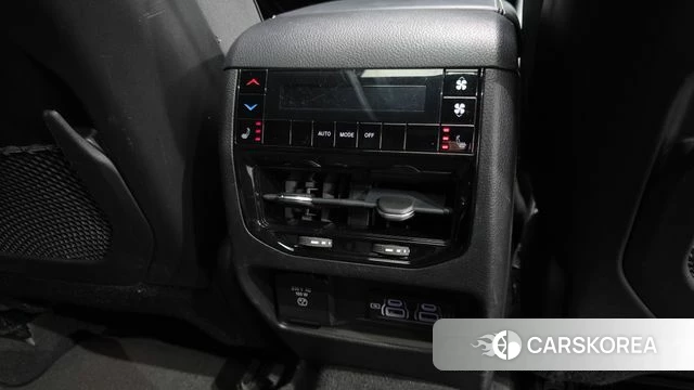 Jeep Grand Cherokee (WL) id 4388663 из Кореи 10