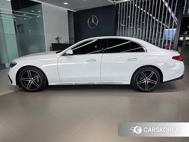 Mercedes-Benz E-Class W214 id 4767356 из Кореи 10