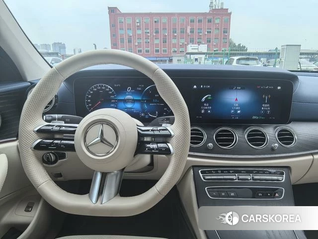 Mercedes-Benz E-class id 4263722 из Китая 10