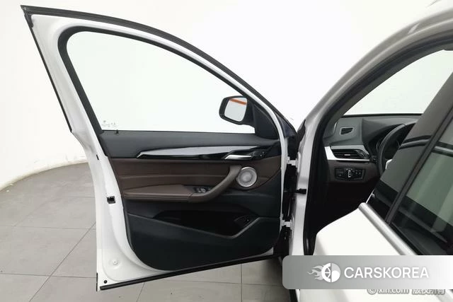 BMW X1 id 4273221 из Китая 10