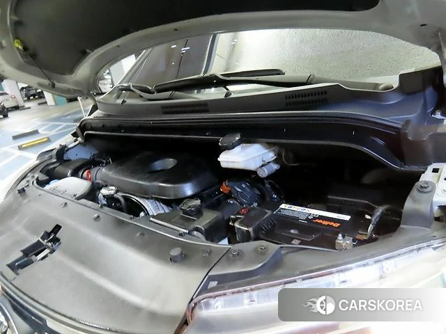 Hyundai The New Grand Starex id 4890419 из Кореи 10