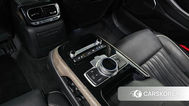 Genesis G90 id 3966142 из Кореи 10