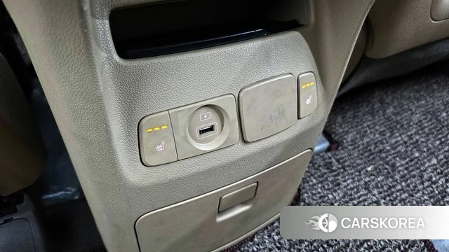 Kia The New Carnival id 4356789 из Кореи 10