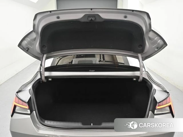 Hyundai Avante (CN7) id 4178384 из Кореи 10