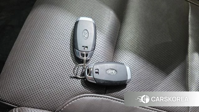 Hyundai Grandeur IG id 4417260 из Кореи 10