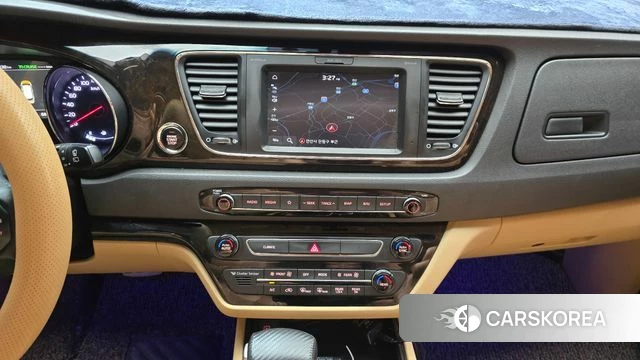 Kia The New Carnival id 4727734 из Кореи 10