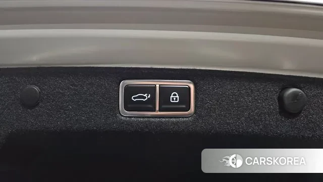 Hyundai Grandeur (GN7) id 3299528 из Кореи 10