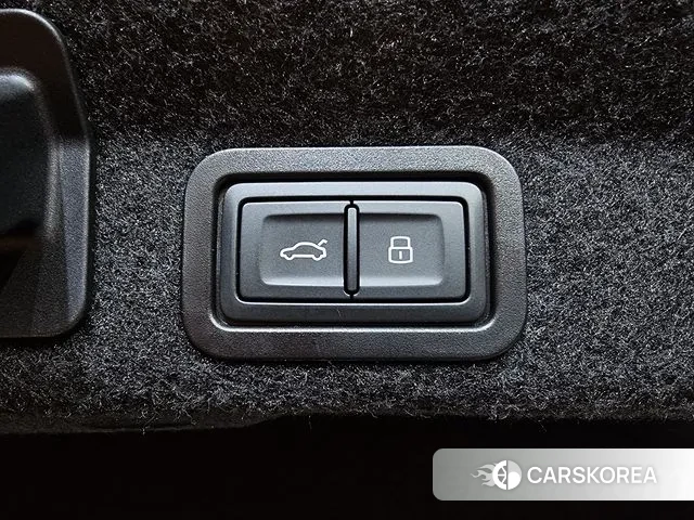 Audi A6 (C8) id 3555431 из Кореи 10