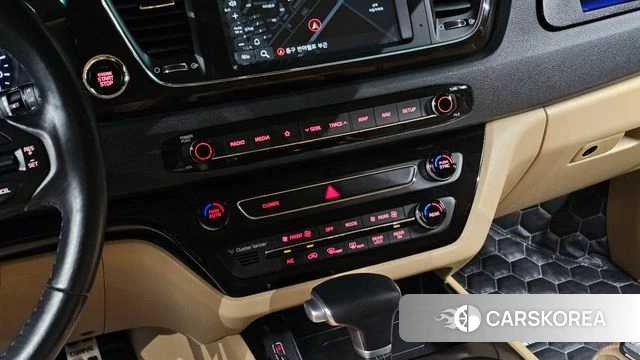 Kia The New Carnival id 4435310 из Кореи 10