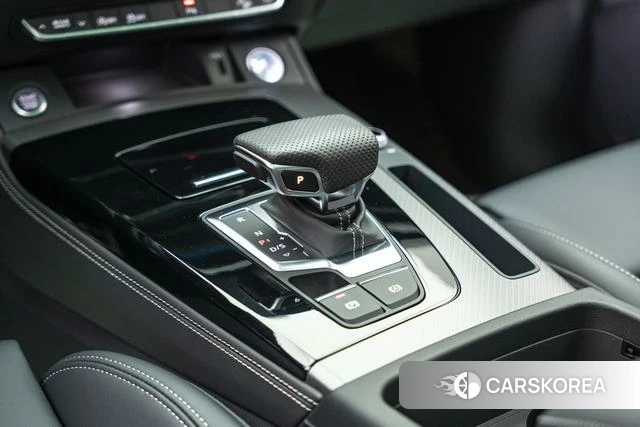 Audi Q5L id 3919589 из Китая 10